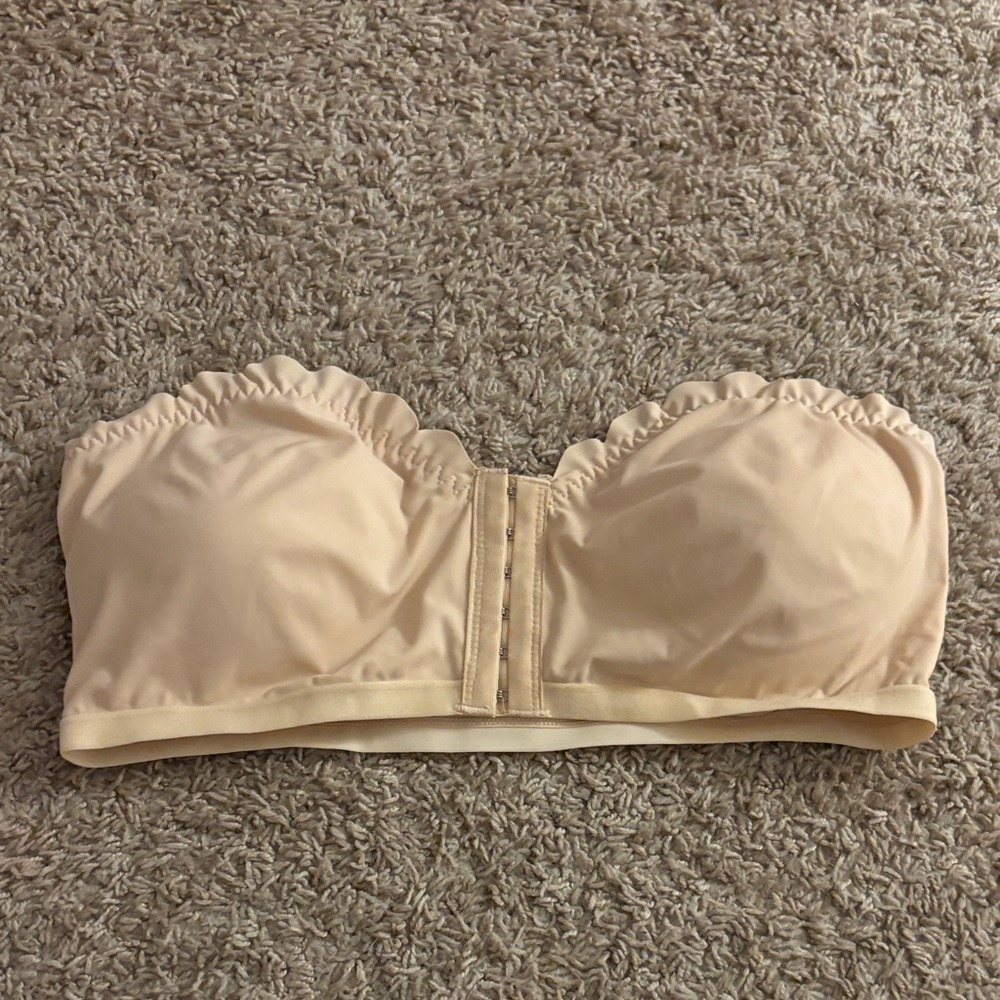 Elegant Cream Strapless Bra
